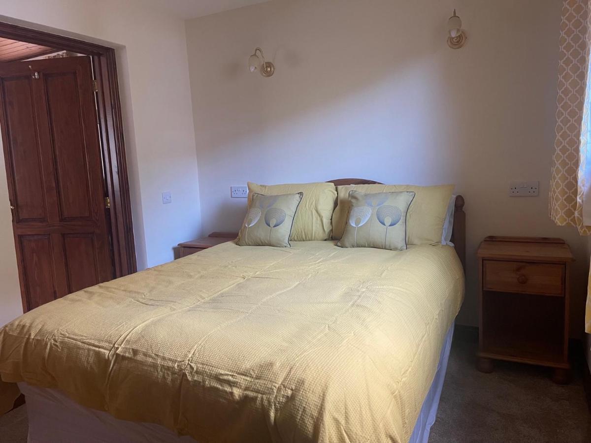 Fairladies Barn Guest House Сент-Бис Экстерьер фото